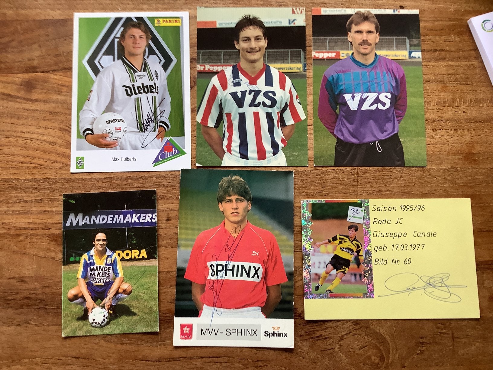 Foto’s voetballers met Handtekening, Ophalen of Verzenden, Gebruikt, Poster, Plaatje of Sticker