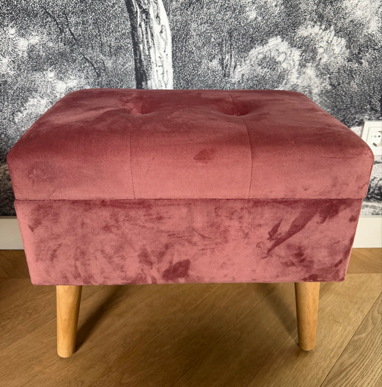 Roze fluwelen poef met opbergruimte, Huis en Inrichting, Ophalen, Minder dan 50 cm, Klassiek, Minder dan 50 cm