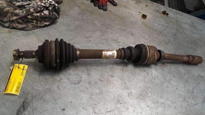 Aandrijfas rechts-voor van een Peugeot 206, Gebruikt, -, -, Ophalen of Verzenden