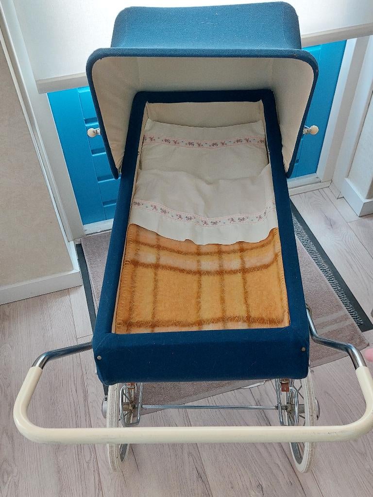 Poppenwagen met babypop, Ophalen, Gebruikt, Babypop
