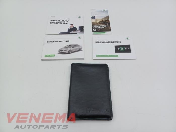 Instructie Boekje van een Skoda Octavia, Gebruikt, -, -, Ophalen of Verzenden