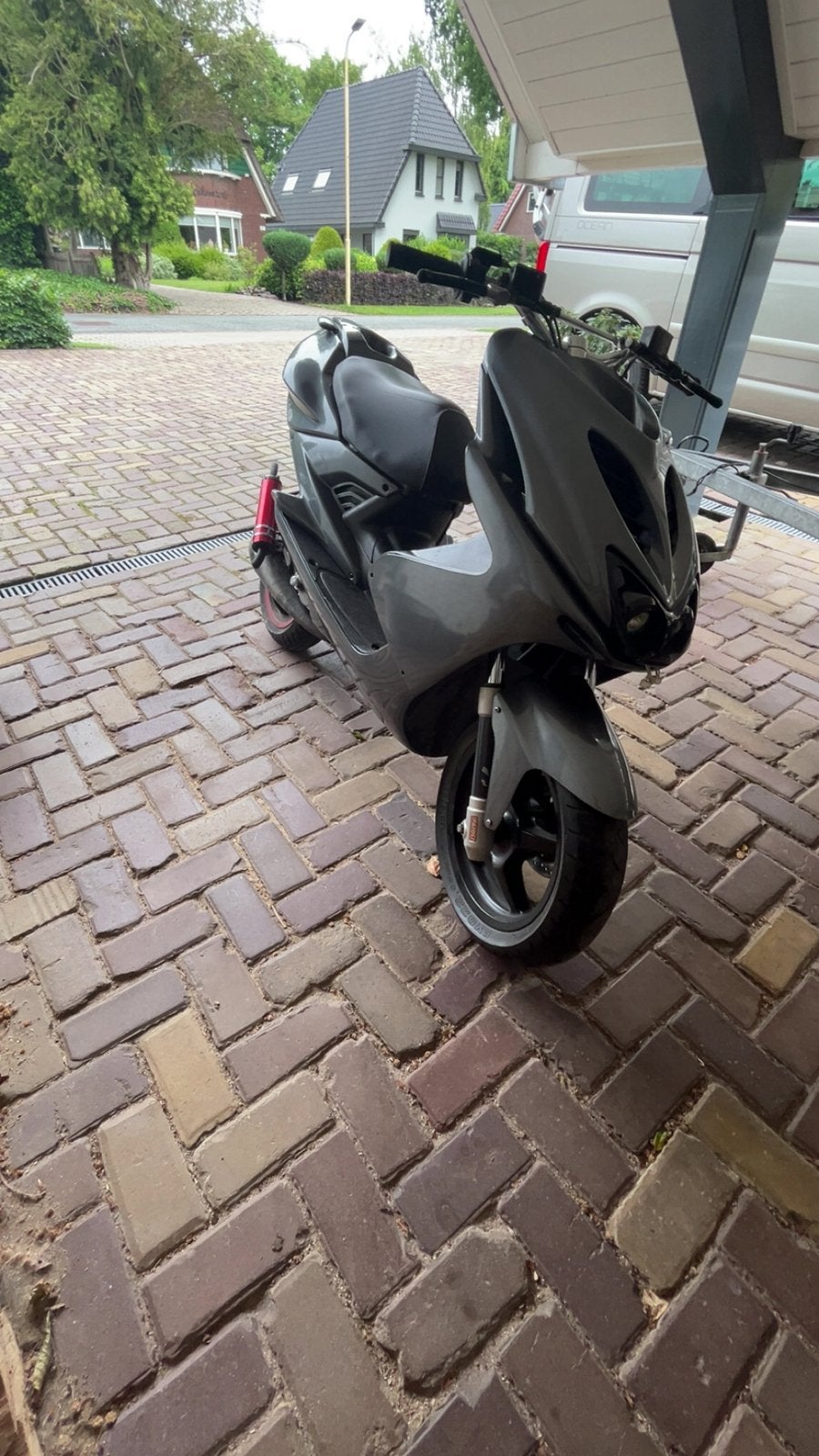 GEZOCHT!! Rechter carterhelft yamaha aerox., Ophalen of Verzenden