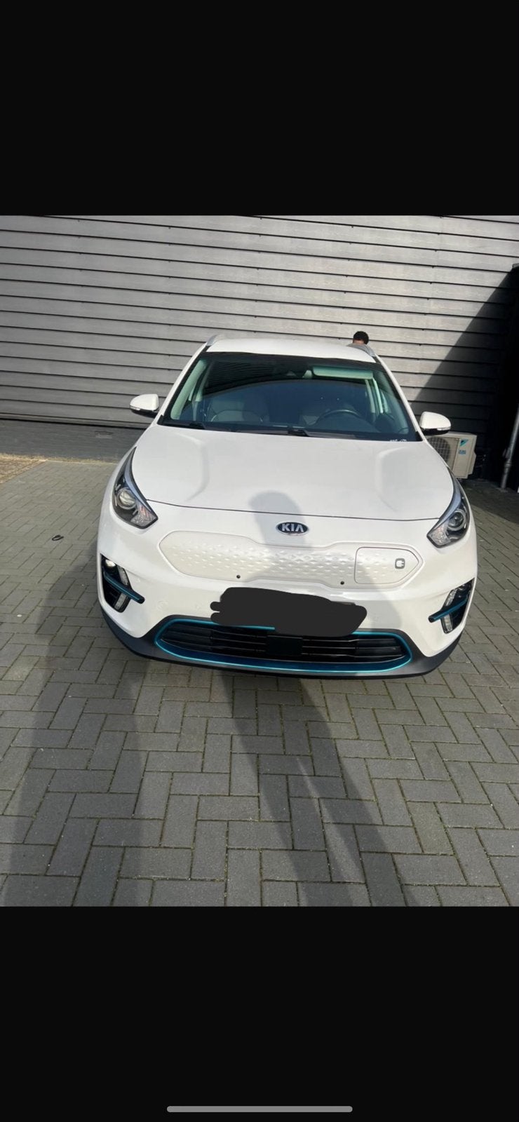 TAXIKLARE ELEKTRISCHE AUTO te huur vanaf 290,-