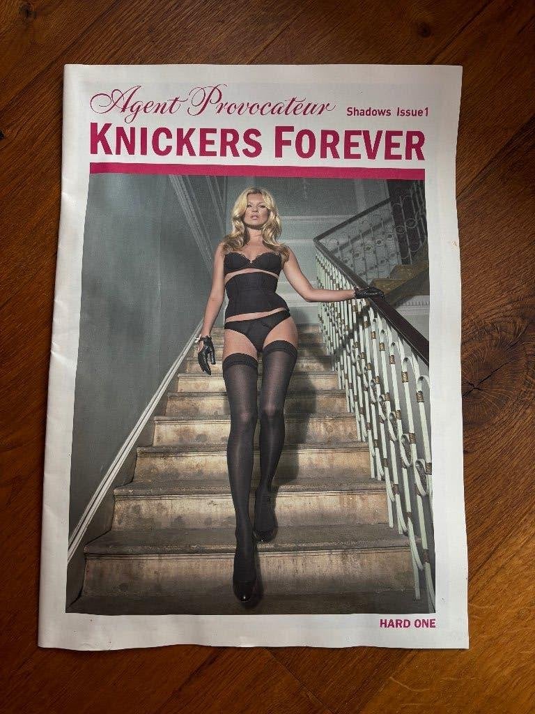 Agent Provocateur krant vol 1 collectors item, 1980 tot heden, Ophalen of Verzenden, Zo goed als nieuw, Prent
