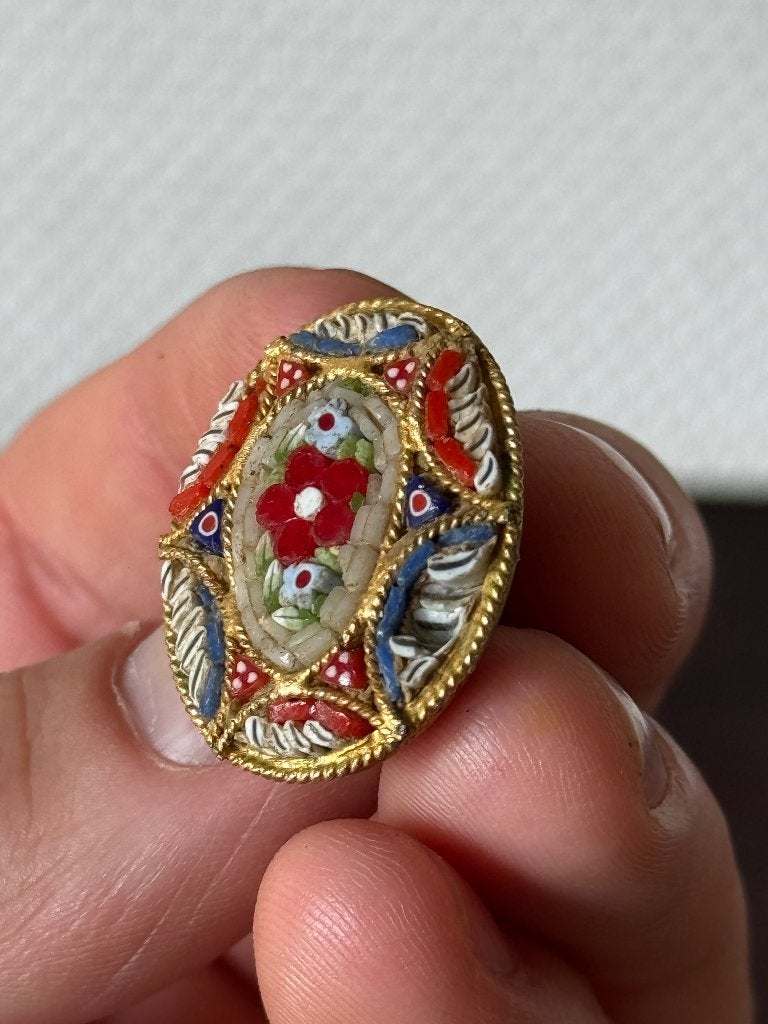 Antieke Broche Jaren 20 in Micro Mozaiek, 20s, Ovaal, Sieraden, Tassen en Uiterlijk, Broches, Gebruikt, Overige materialen, Minder dan 4 cm