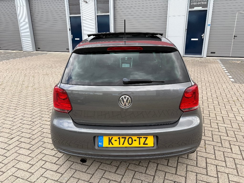 Foto 4 van Volkswagen Polo 1.2 TSI DSG Pano Apple Carplay 2014 Grijs