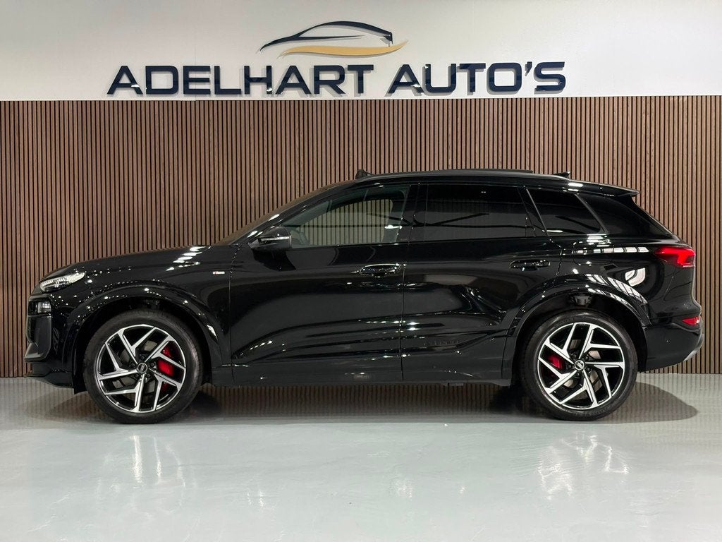 Audi Q6 e-tron S edition performance 100 kWh / Panorama dak, Auto's, Audi, Automaat, Zwart, SUV of Terreinwagen, Te koop