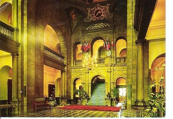 Ansichtkaart	Maastricht	Stadhuis	Hal, Verzenden, 1960 tot 1980, Gelopen, Limburg