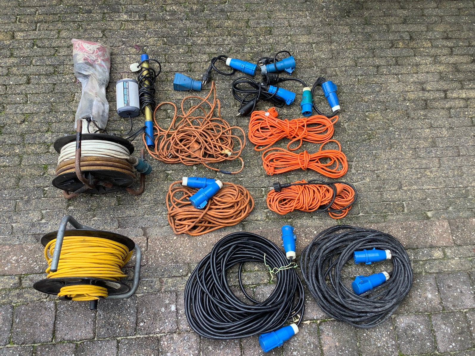Diverse stroomhaspels snoeren kabels, Ophalen of Verzenden, Kabel of Snoer