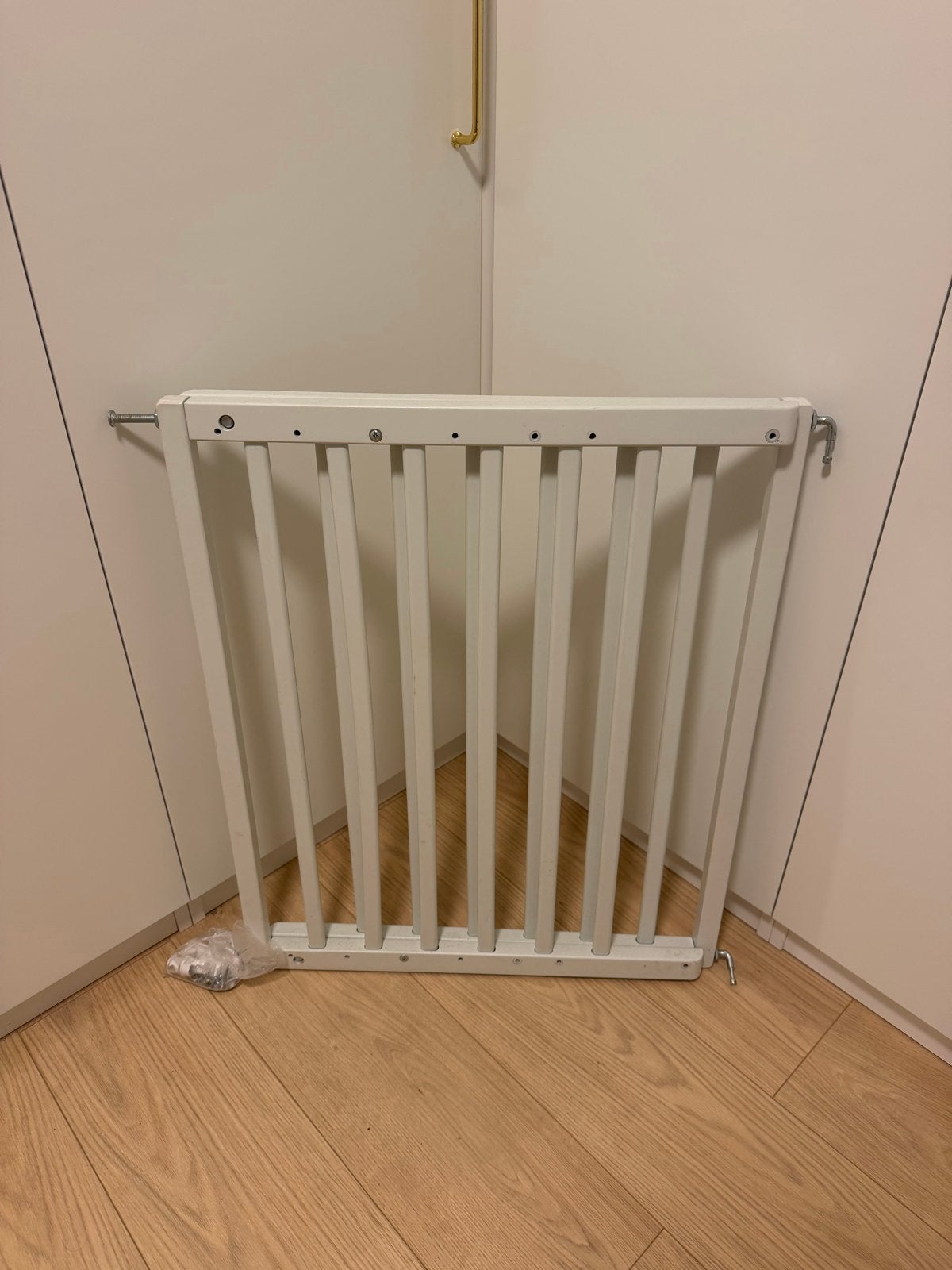 Verstelbaar traphekje met toebehoren, Kinderen en Baby's, Gebruikt, Ophalen of Verzenden, Metaal of IJzer, Schroefhekje