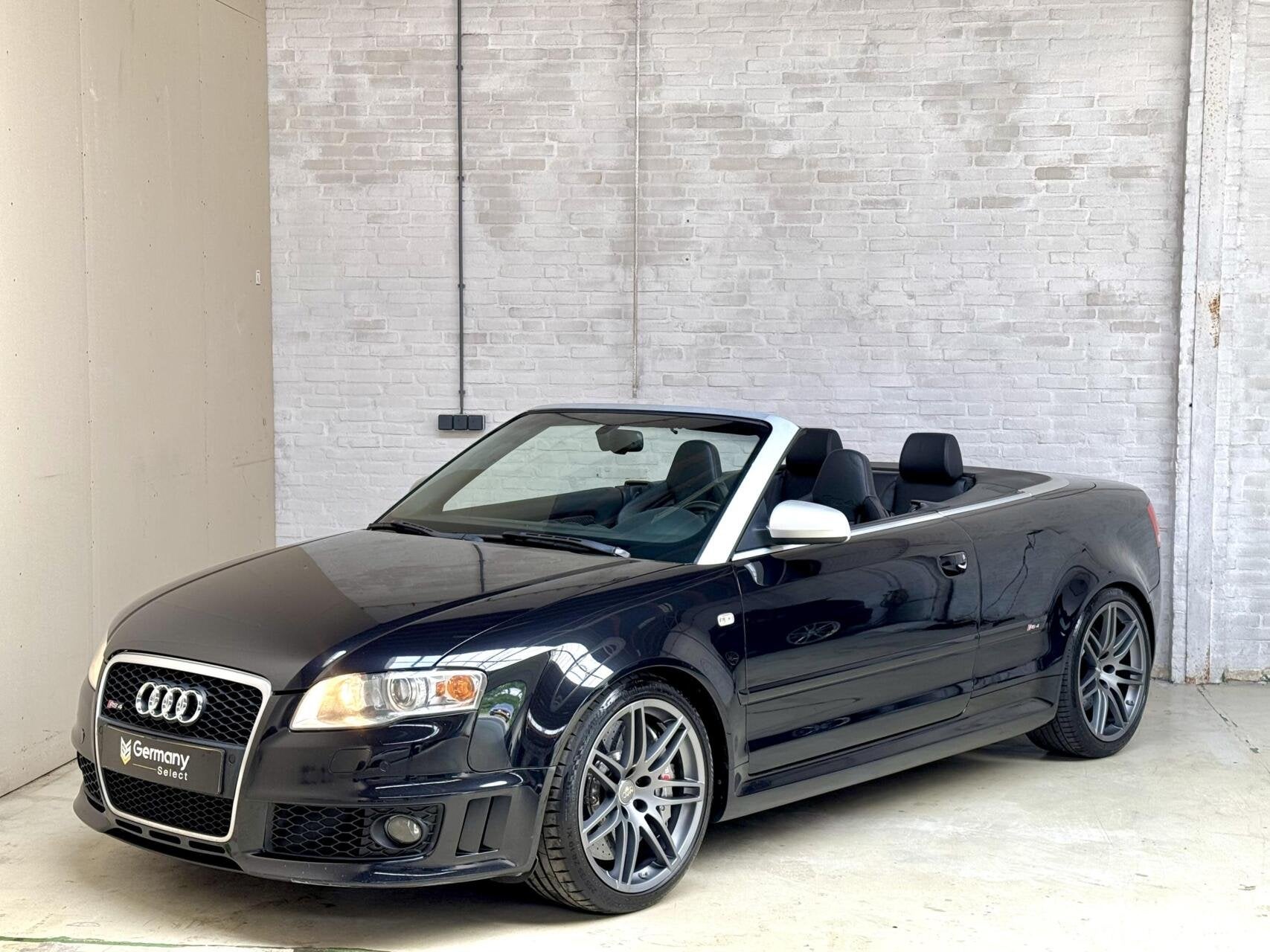 Audi RS4 4.2 V8 Cabrio |Carbon|Schaalstoelen|Keramisch, Auto's, Gebruikt, Cabriolet, 4 stoelen, 1820 kg
