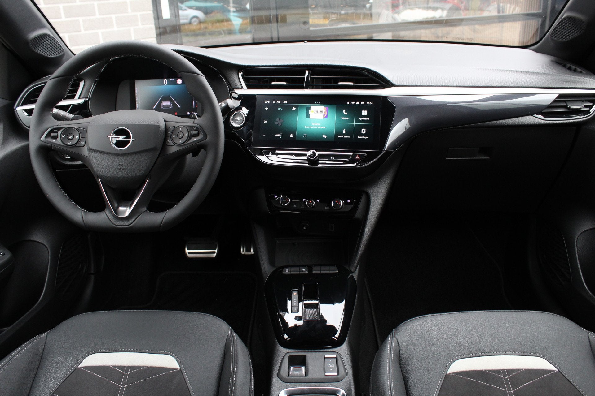 Opel Corsa 1.2 Turbo Hybrid Ultimate / Stoelverwarming / 360, Auto's, Dealer onderhouden, Gebruikt, 1199 cc, Met garantie (alle)