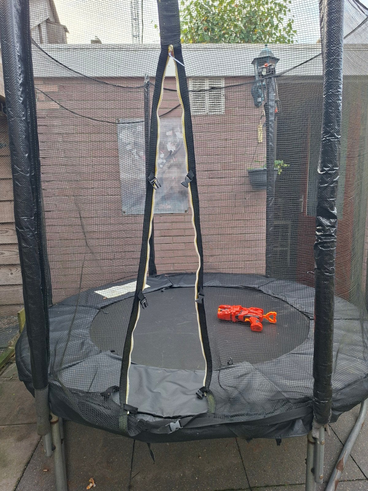 trampoline, Ophalen, Gebruikt