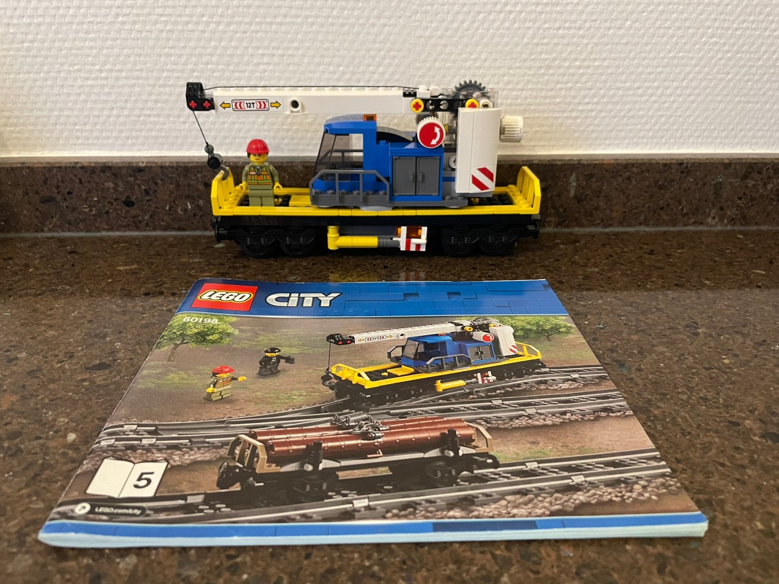 Lego trein 60198 - kraanwagon, Kinderen en Baby's, Speelgoed | Duplo en Lego, Lego, Ophalen of Verzenden, Inclusief minifiguren
