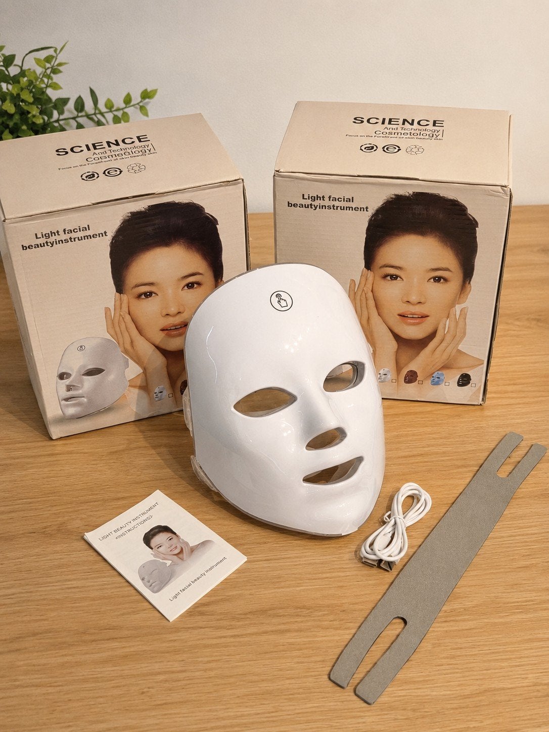 LED Gezichtsmasker met 7 Kleuren Lichttherapie, Sieraden, Tassen en Uiterlijk, Uiterlijk | Gezichtsverzorging, Ophalen of Verzenden