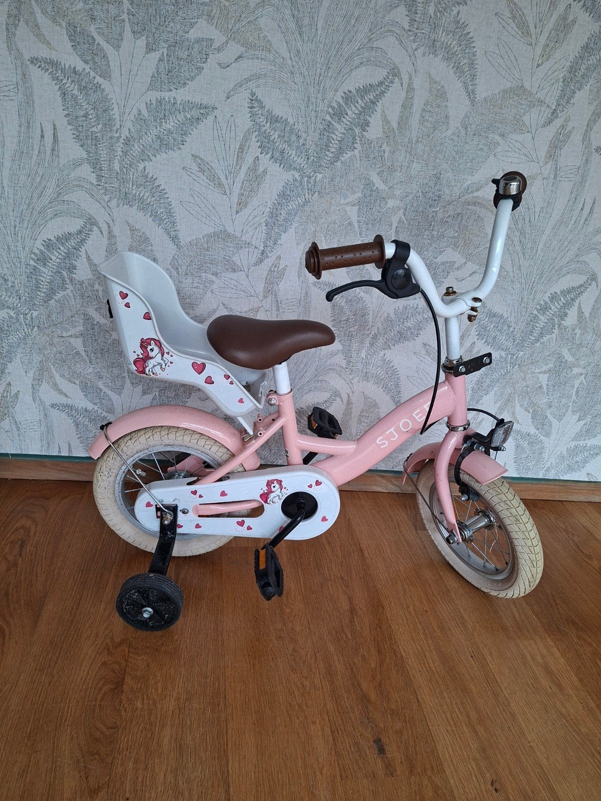 Sjoef kinderfiets 12,5 inch met zijwieltjes en zitje, Fietsen en Brommers, Terugtraprem, Zijwieltjes, Gebruikt, Ophalen of Verzenden