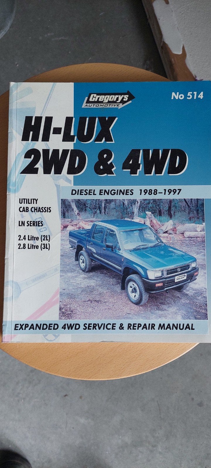 Gregory's Hi-Lux 2WD & 4WD Diesel Reparatiehandleiding, Ophalen of Verzenden, Zo goed als nieuw, Toyota, Gregory's Automotive Publications