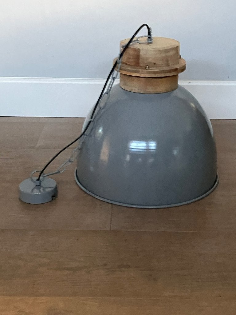 Foto 3 van metalen hanglamp grijs met hout