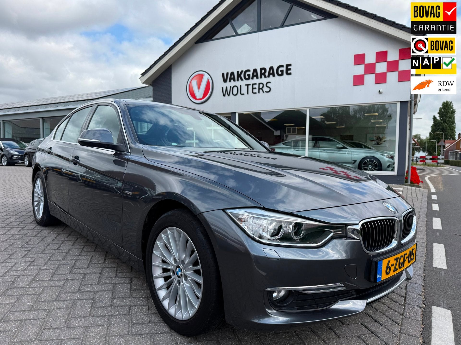BMW 3-serie 316i Executive RIJKLAARPRIJS!, Auto's, Automaat, Gebruikt, 4 cilinders, Met garantie (alle)