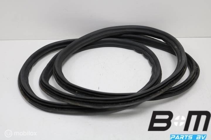 Achterkleprubber VW Passat B6 3C9827705A, Gebruikt