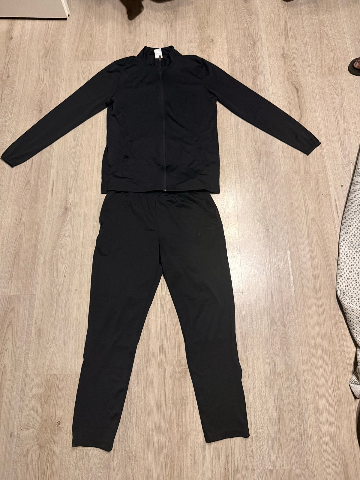 Zwarte nike trainingspak Maat L, Kleding | Dames, Ophalen, Zwart, Maat 42/44 (L), Fitness of Aerobics