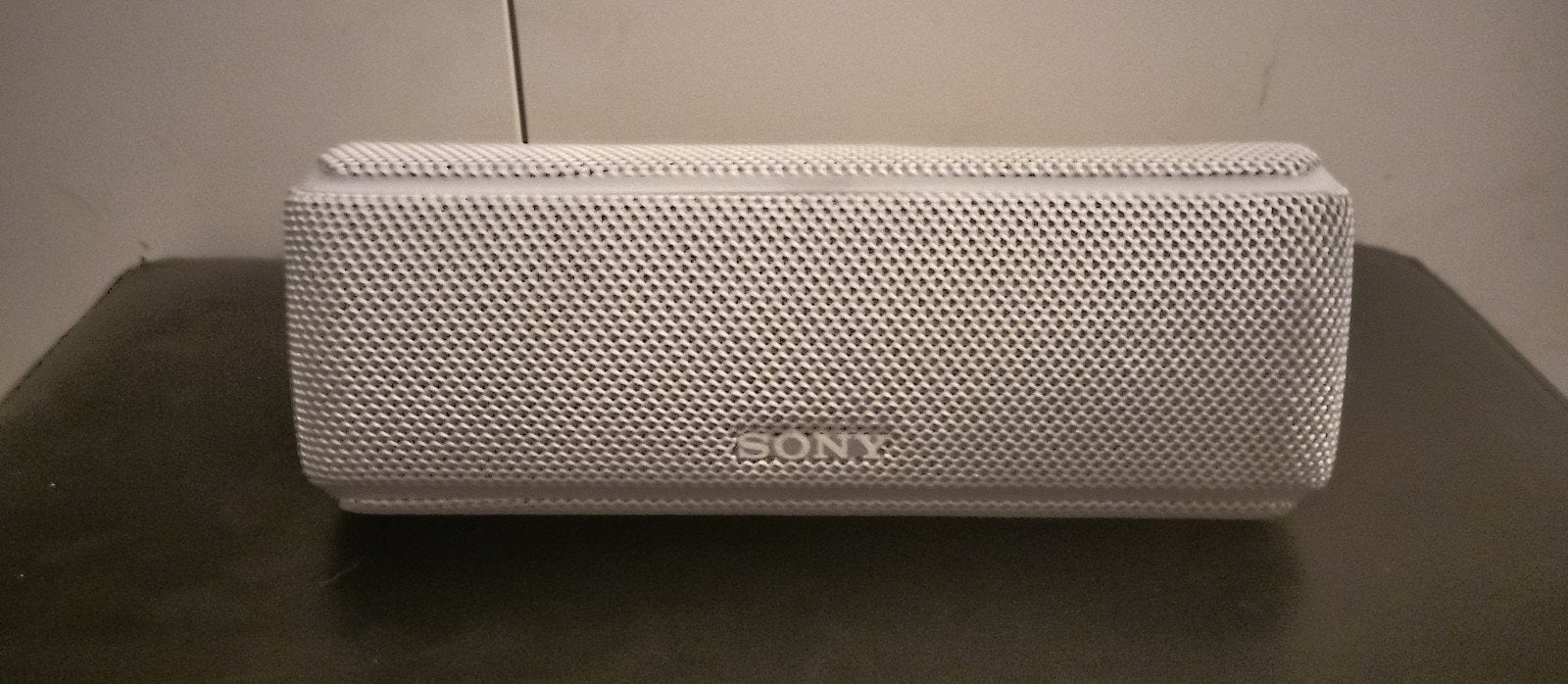 Foto 2 van Sony draagbare Bluetooth speaker zilver