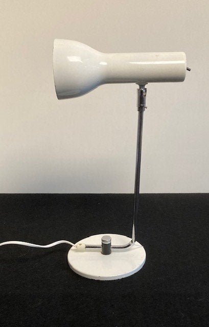 Nette vintage retro bureaulamp van de firma AVIA, Bureaulamp, Verstelbaar, Vintage, Wit