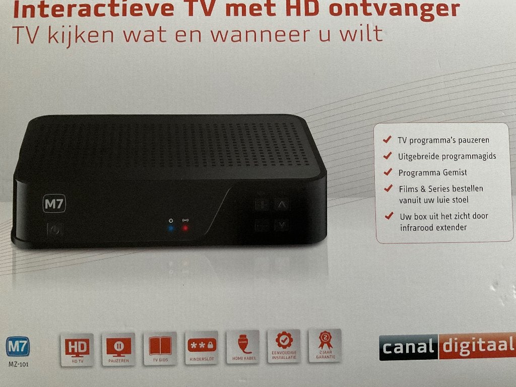 HD ontvanger met tv, Audio, Tv en Foto, Schotelantennes, Ophalen, Zo goed als nieuw, (Schotel)antenne, Overige merken