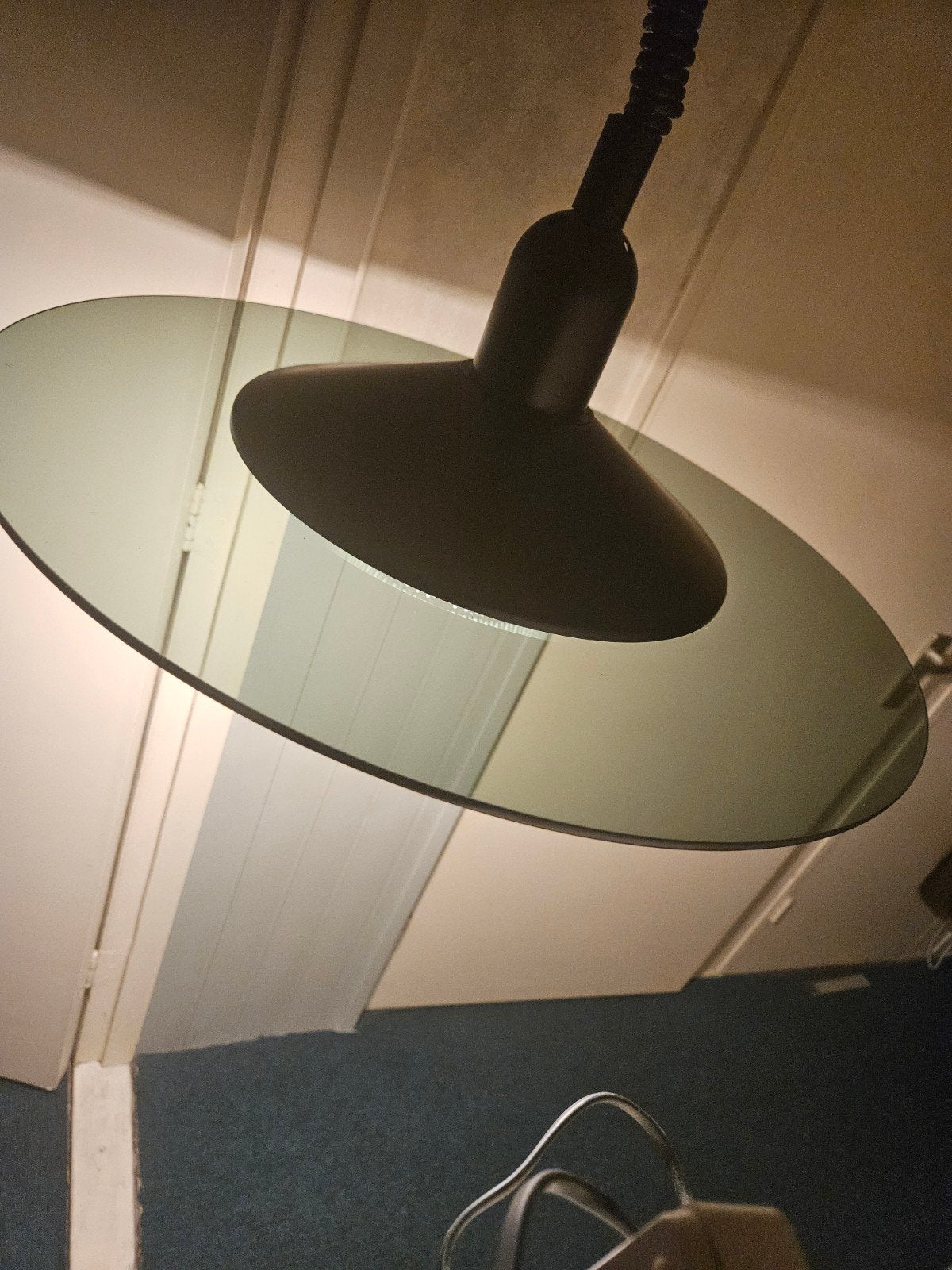 Moderne hanglamp met glazen schijf en spiraalkabel, Ophalen, Overige merken, Gebruikt, Zwart