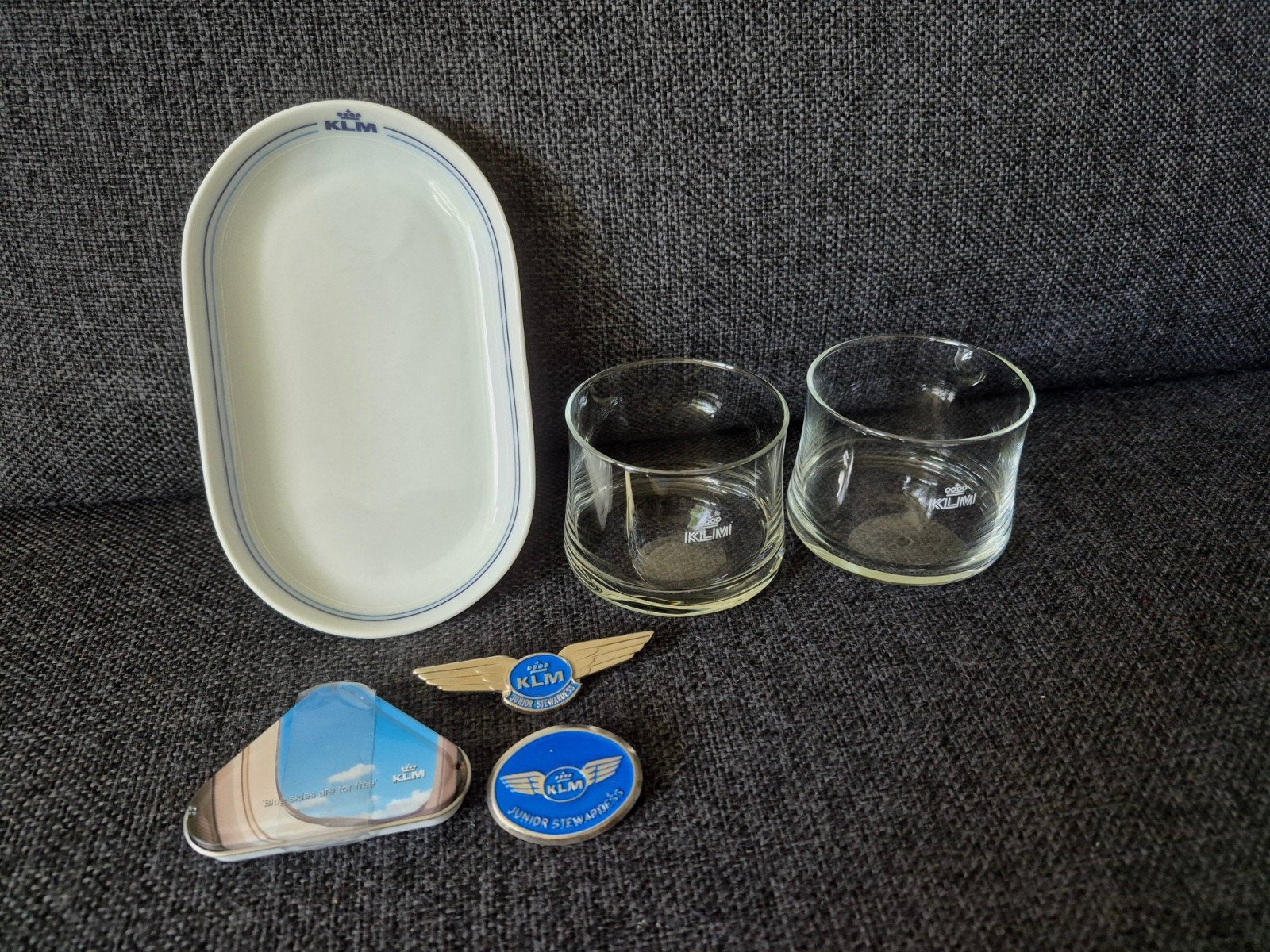 KLM Luchtvaart set: Schaaltje, Glazen & Badges, Ophalen of Verzenden, Zo goed als nieuw, Overige typen