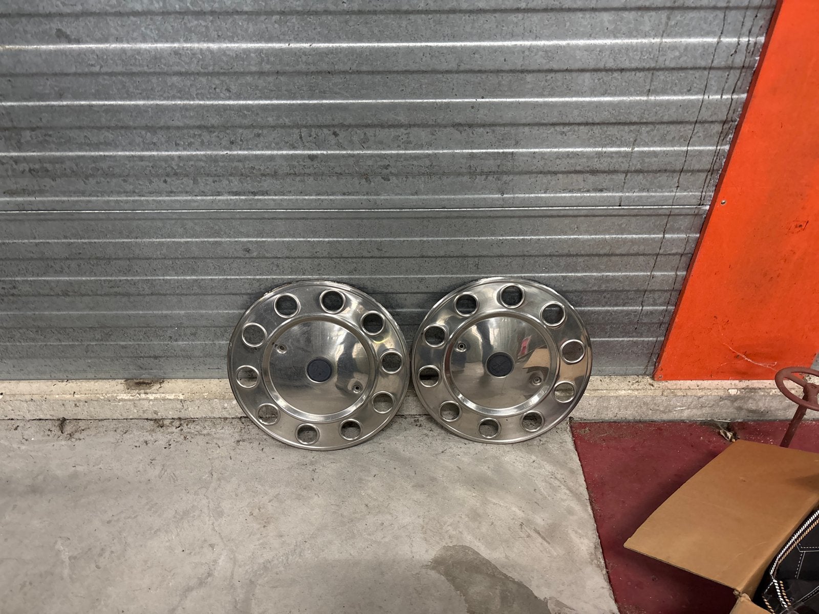 Wieldoppen Mercedes Benz 508 409 407, Ophalen of Verzenden, Gebruikt