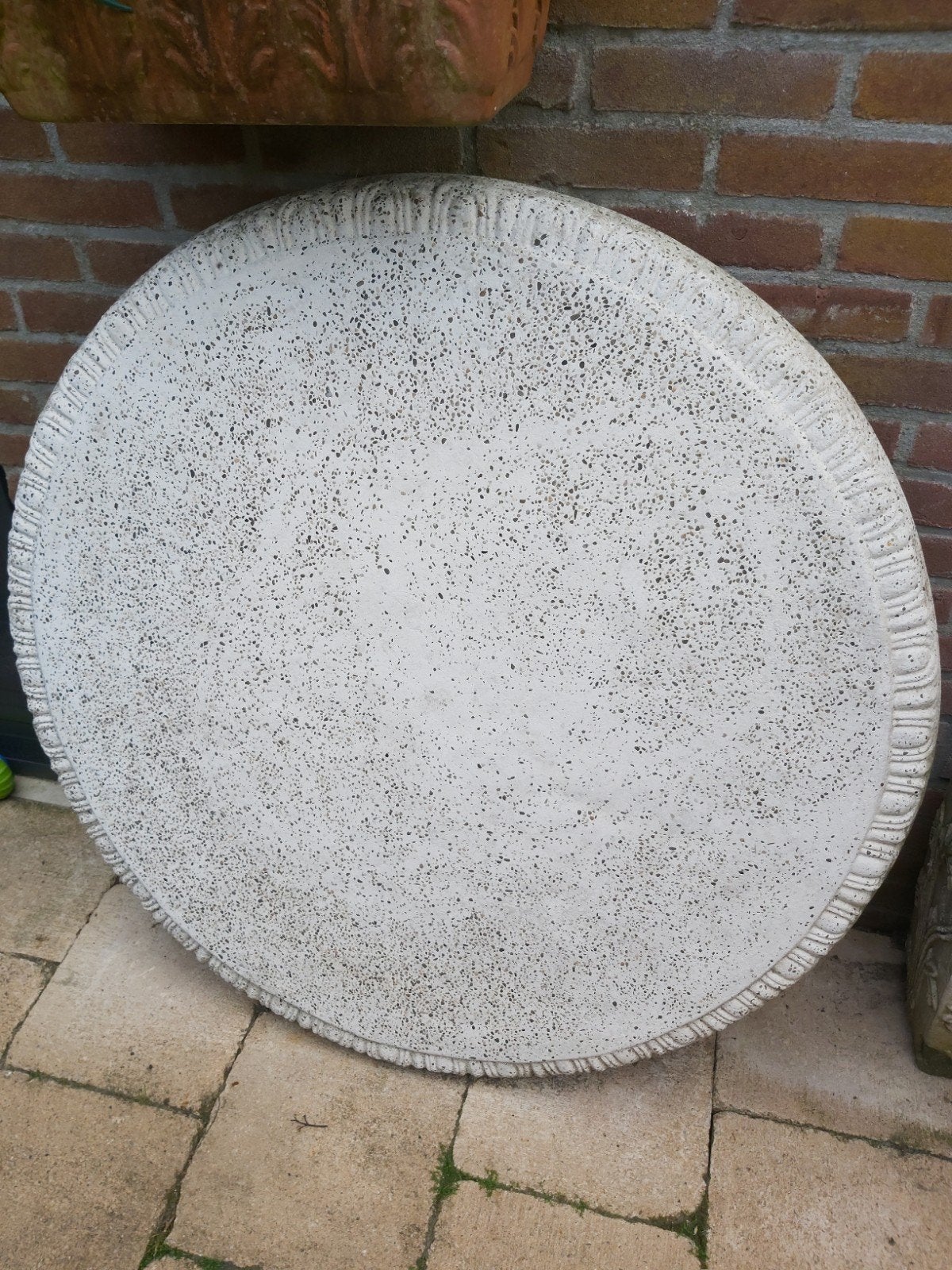 Mooie betonnen tuintafel - Rond, 1 meter doorsnee, Tuin en Terras, Tuintafels, Ophalen