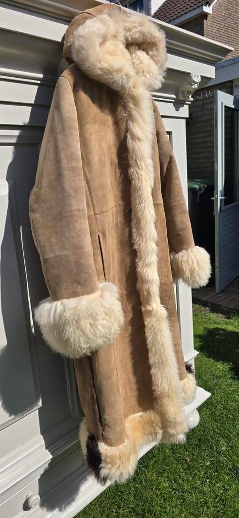 Lammy coat op maat gemaakt, Kleding | Dames, Ophalen of Verzenden, Zo goed als nieuw, Maat 42/44 (L), Bruin