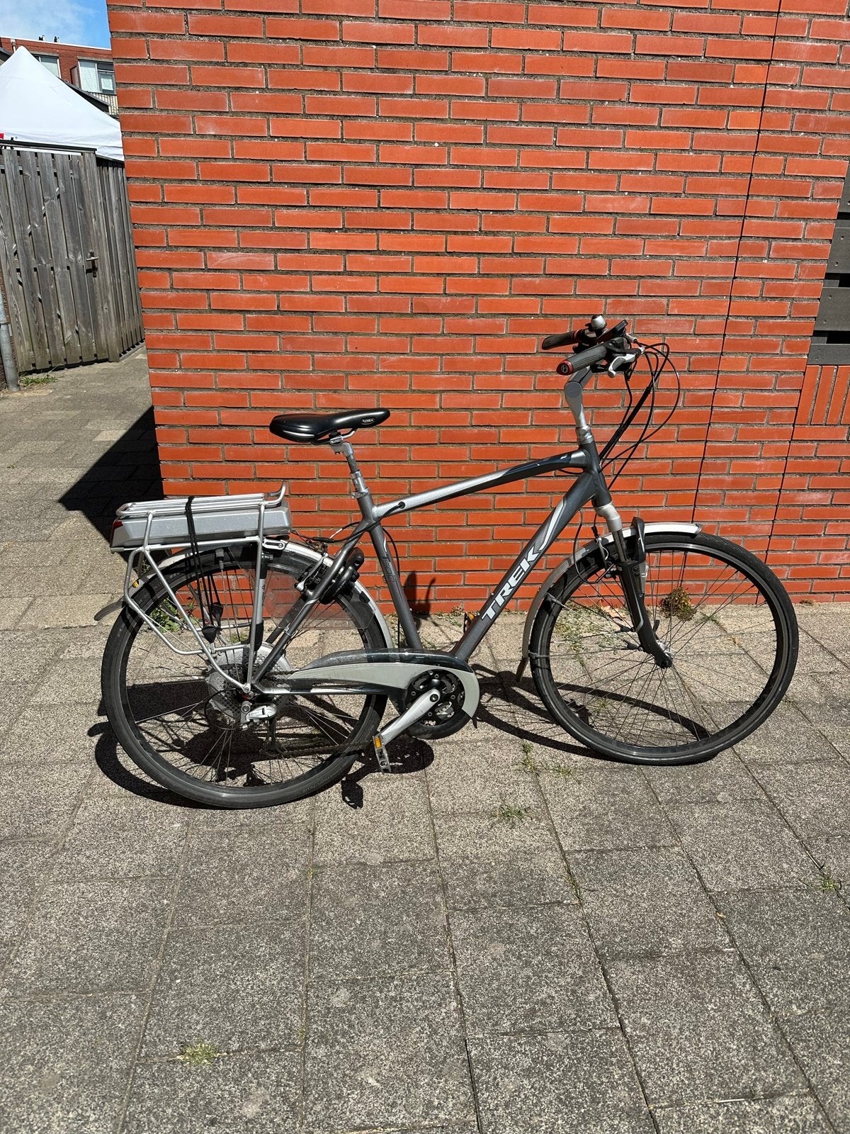Trek Navigator E-bike - Comfortabele elektrische fiets, Gebruikt, 51 tot 55 cm, 30 tot 50 km per accu, Ophalen