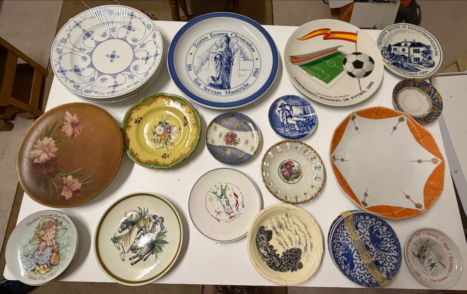 Diverse decoratieve borden, Ophalen