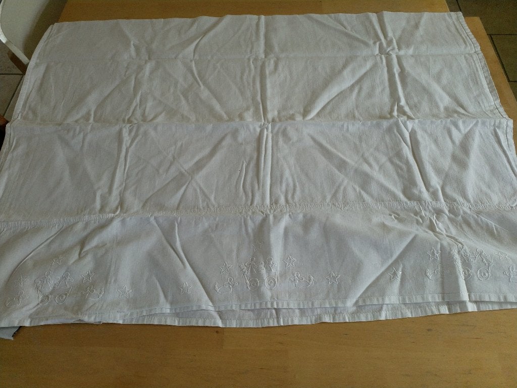 2x wieg laken met muisjes erop, Gebruikt, Jongetje of Meisje, Wit, Overige typen