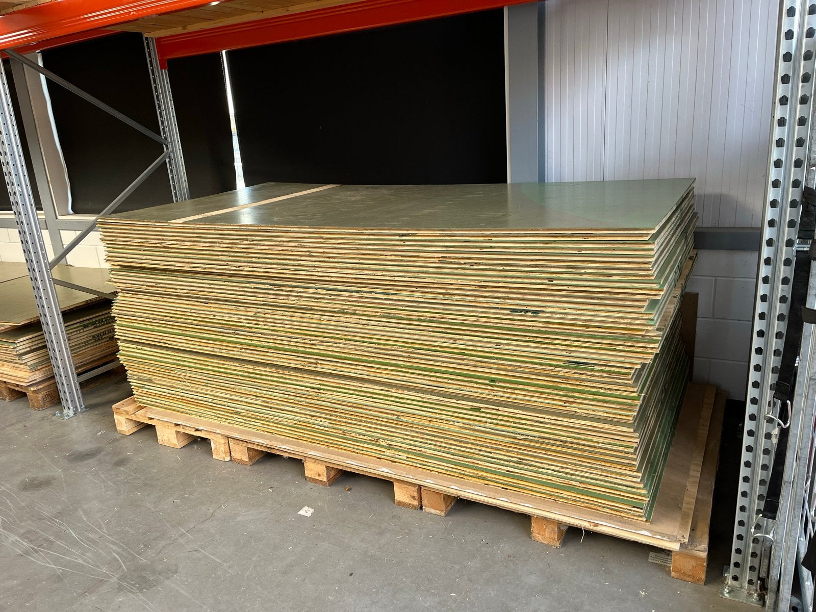 Partij underlayment platen en houten balken, Ophalen, Gebruikt, Minder dan 25 mm, 200 tot 250 cm