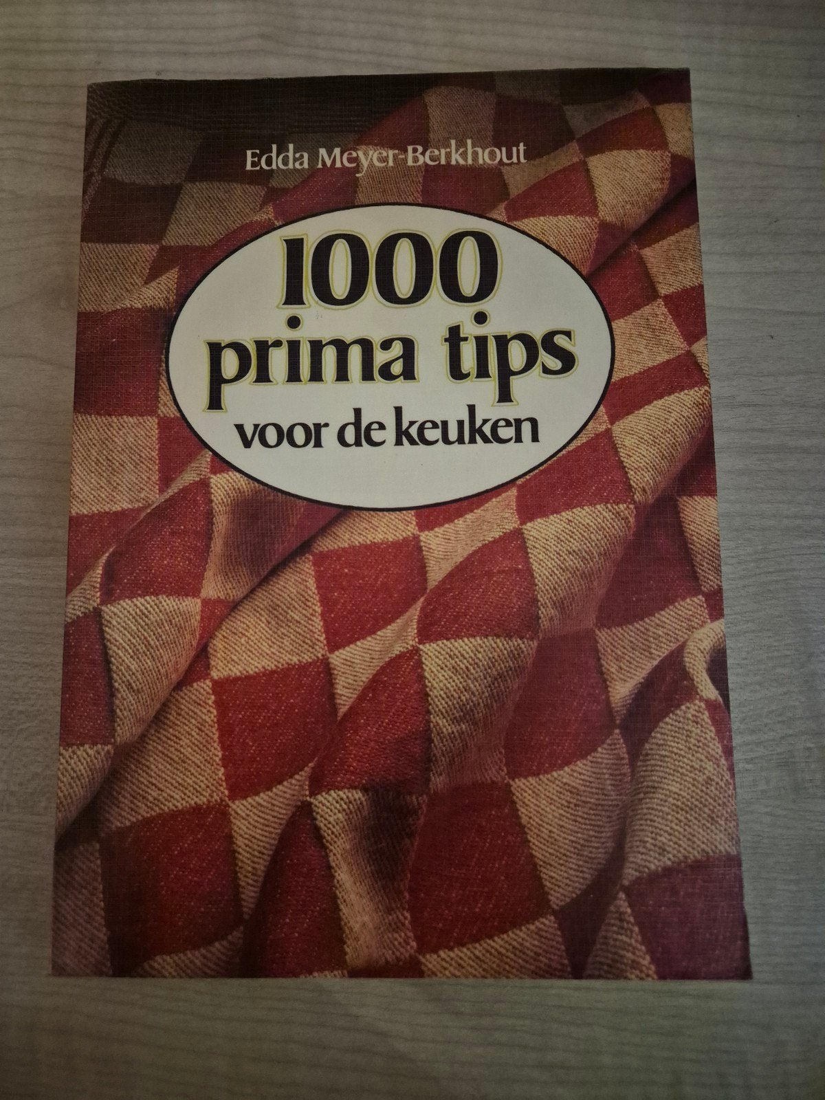 Vintage keukenboek: 1000 prima tips voor de keuken (1982), Boeken, Ophalen of Verzenden, Azië en Oosters