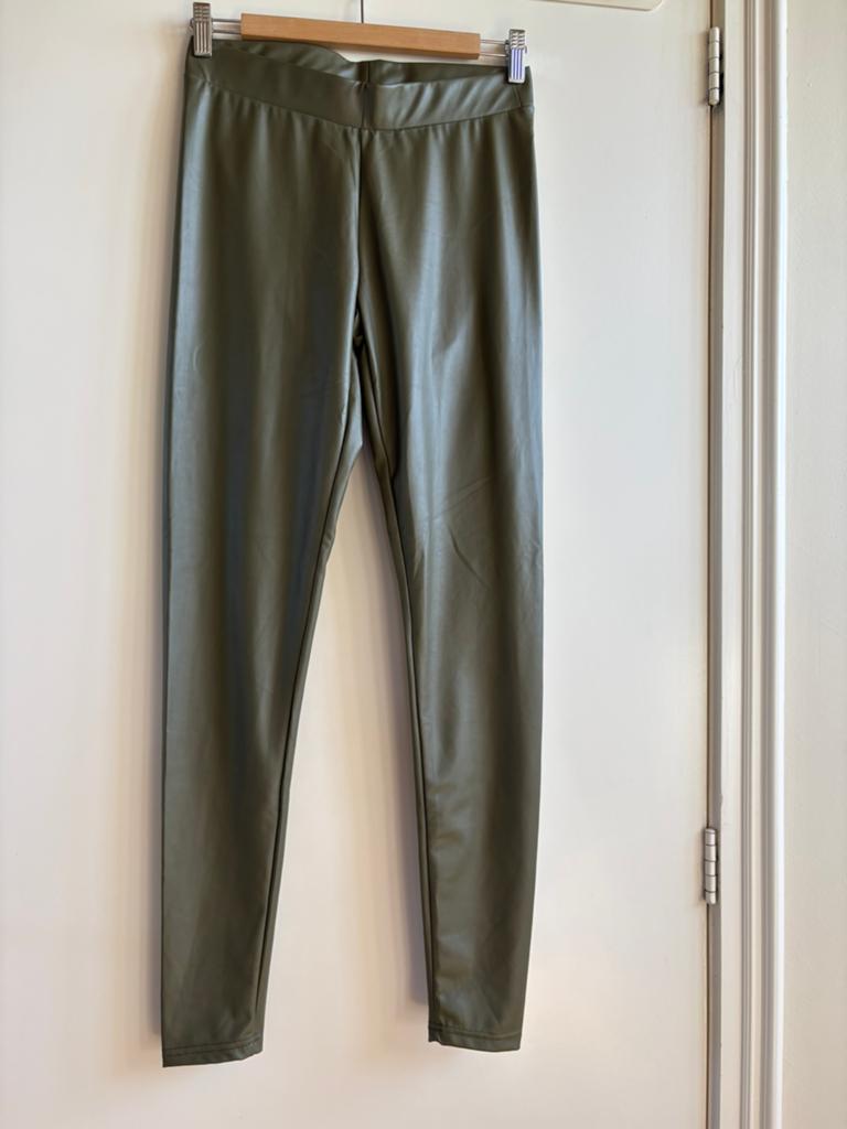 Letherlook legging nieuw, Kleding | Dames, Leggings, Maillots en Panty's, Ophalen of Verzenden, Zo goed als nieuw, Zwart, Legging