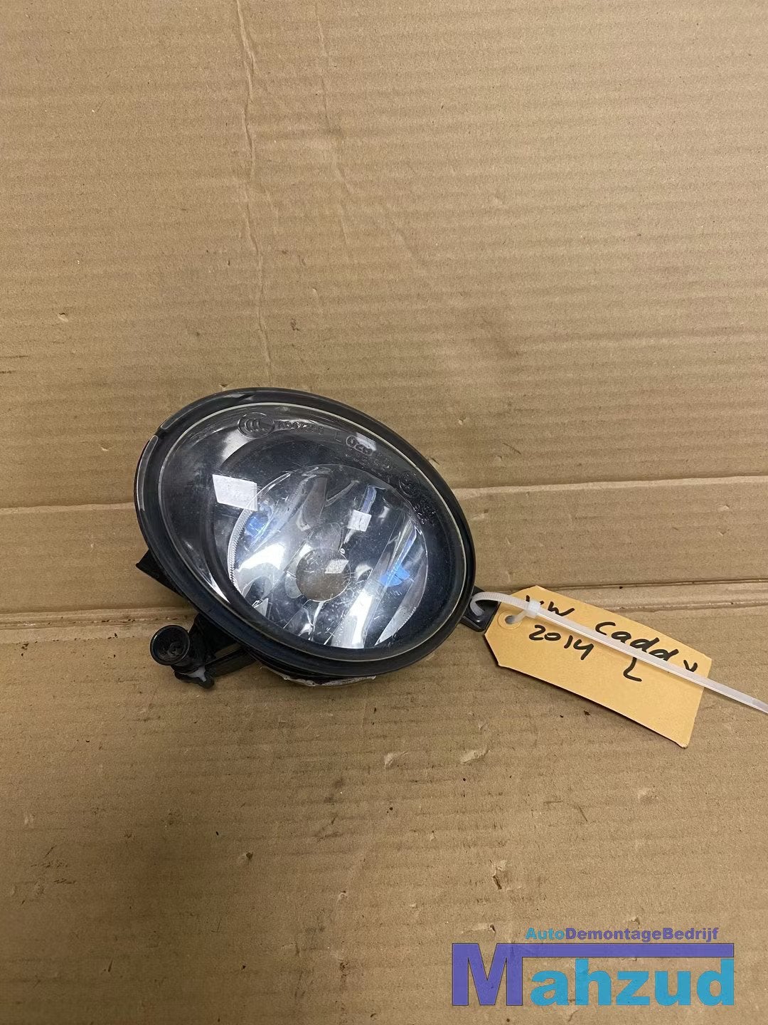 VW GOLF 6 CADDY Links mistlamp 5K0941699 2012, Gebruikt, Volkswagen, Volkswagen AG, Berliner Ring 2
38440  Wolfsburg, DE