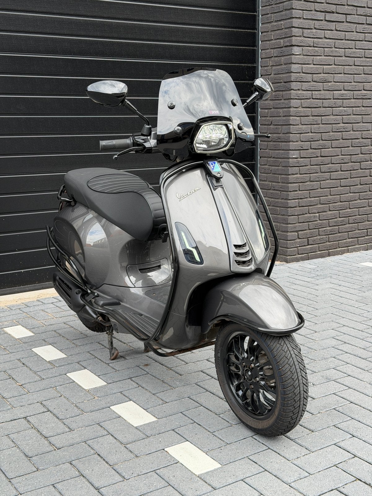 Vespa sprint 2019 e4! Agaat grijs! Malossi 80cc!, Fietsen en Brommers, Ophalen of Verzenden, Zo goed als nieuw