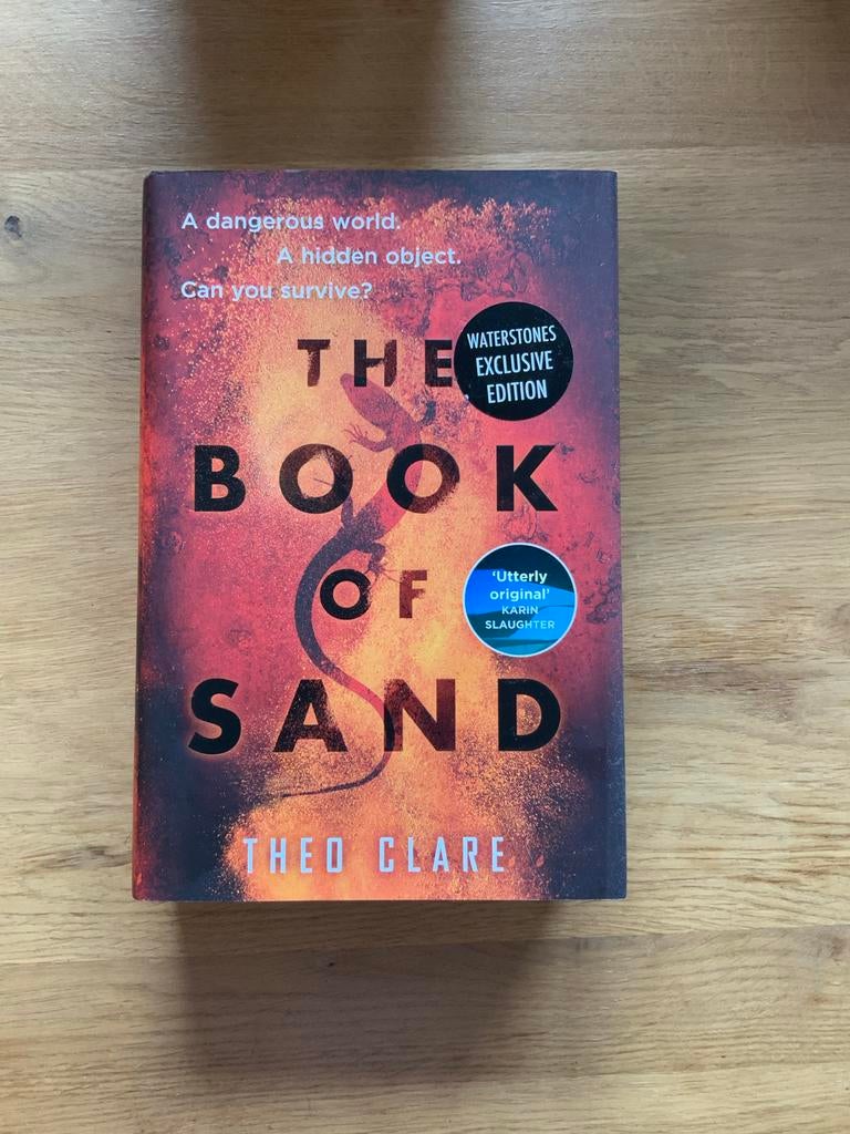 The Book of Sand - Theo Clare (Waterstones Exclusive), Ophalen of Verzenden, Nieuw