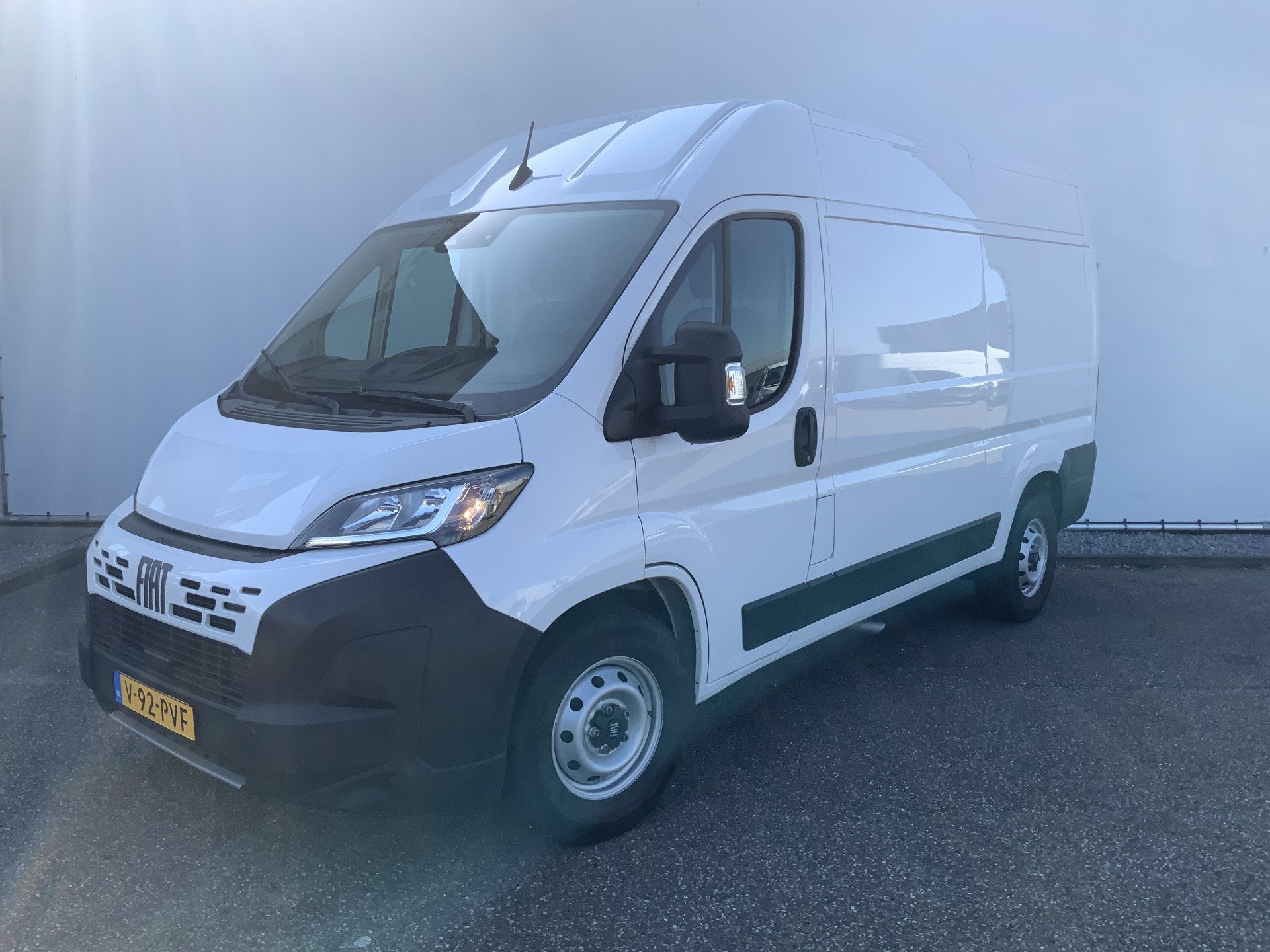 Fiat Ducato 2.2 MultiJet 140 S&S L2H2 3.5t Airco Cruise Nani, Stof, Gebruikt, 4 cilinders, 3000 kg