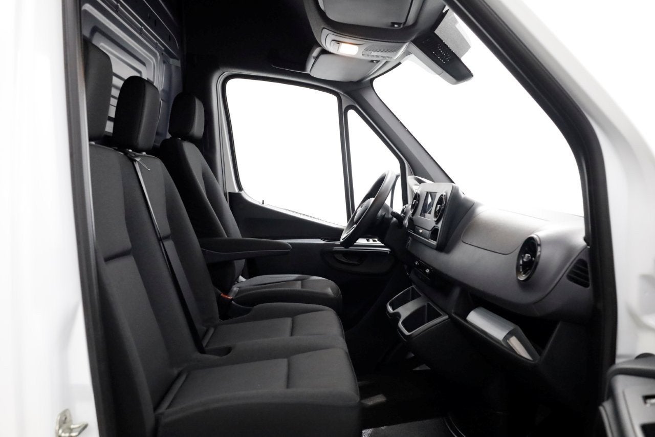 Mercedes-Benz Sprinter 311 CDI 115pk RWD 7G Automaat L2H2 Ai, Achterwielaandrijving, Gebruikt, Euro 6, 2000 kg