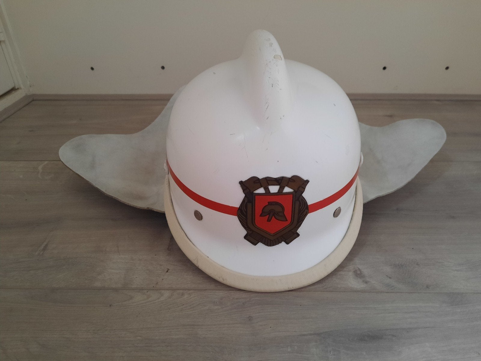 Brandweerhelm Innova 2000., Verzamelen, Ophalen of Verzenden, Landmacht, Nederland
