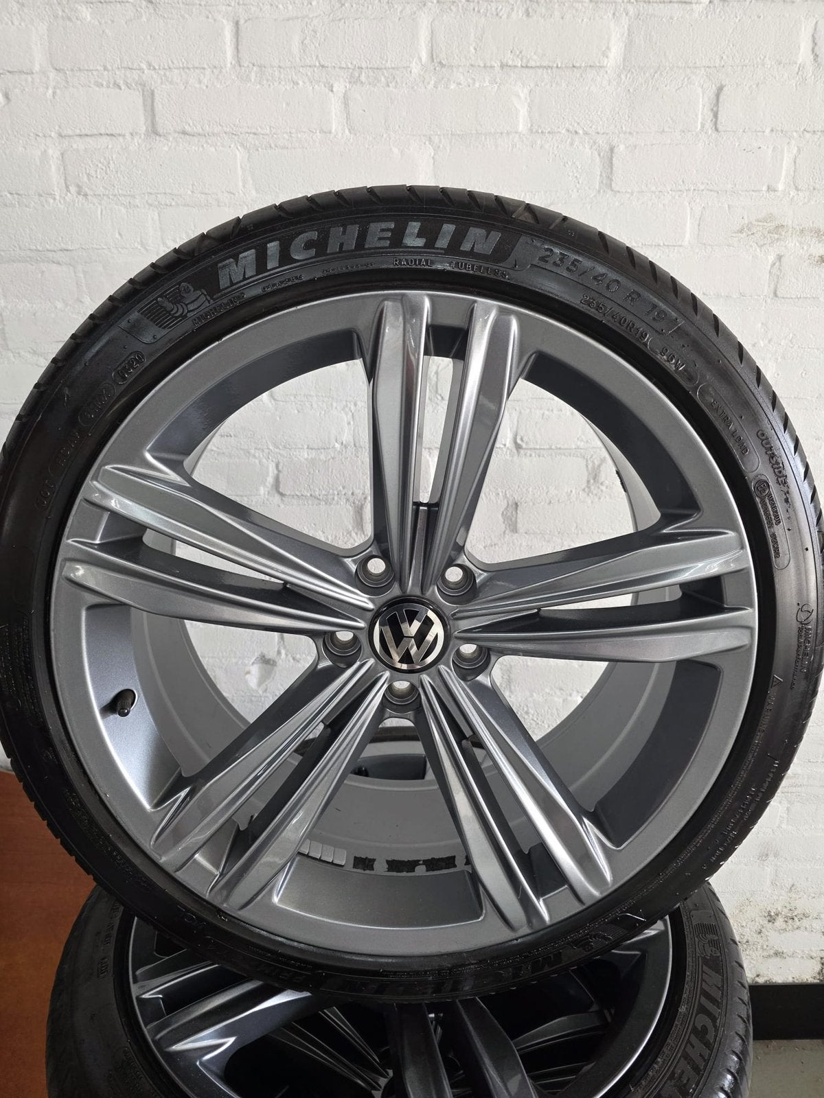 19” Orig Volkswagen Salvador 19 inch Golf - Passat rline r, Ophalen, 215 mm, Banden en Velgen, 17 inch