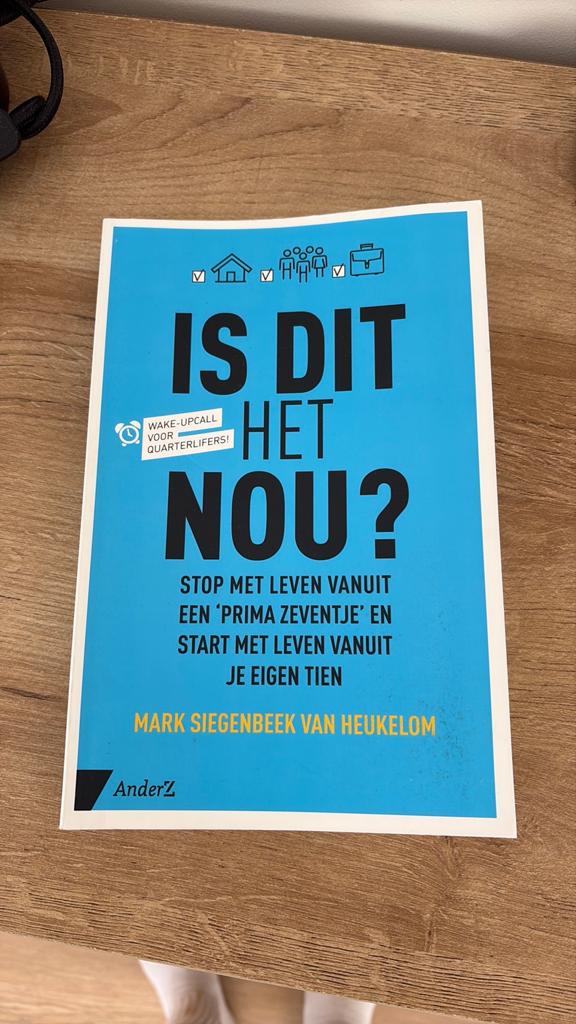 Is dit het nou? - Wake-upcall voor Quarterlifers!, Boeken, Ophalen of Verzenden, Zo goed als nieuw, Nederland