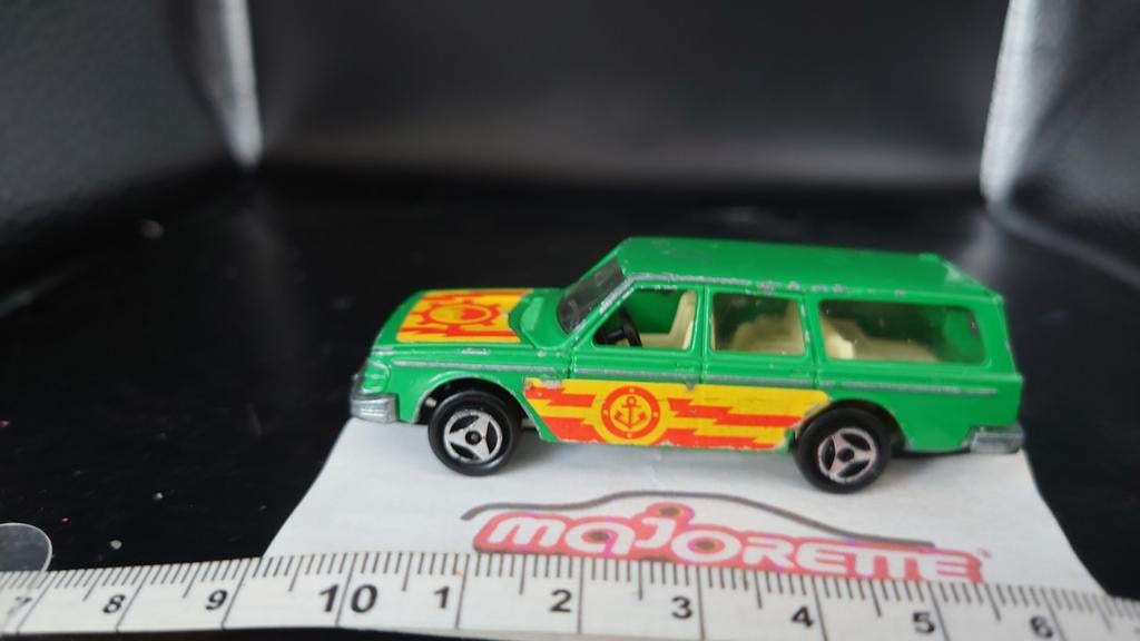 Majorette nr.220 Volvo 245 DL variant - Groen, Ophalen of Verzenden, Gebruikt, Auto, Majorette