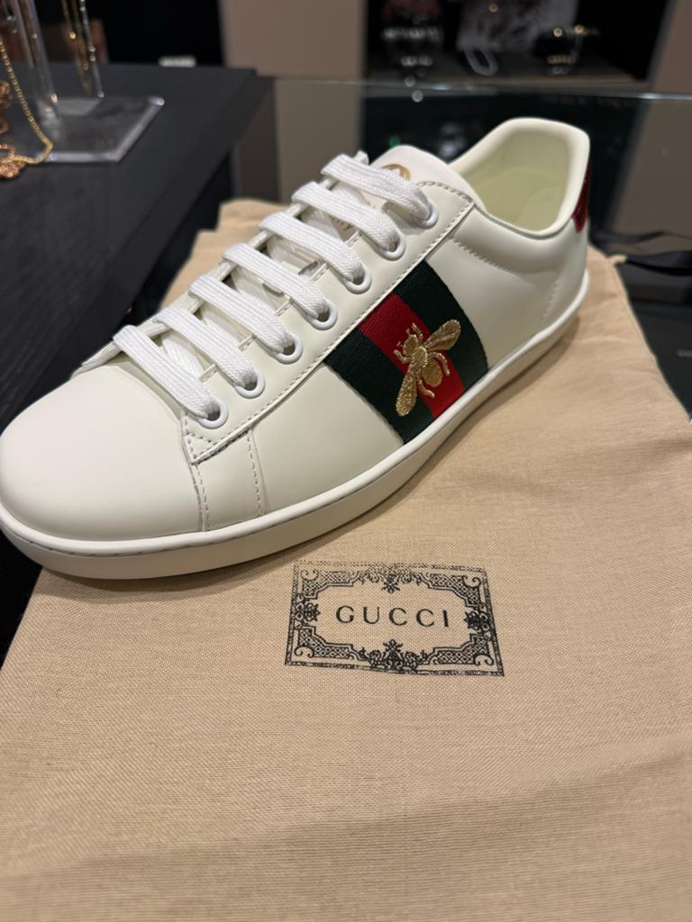 Gucci Ace sneakers met bijenborduurwerk, Ophalen of Verzenden, Nieuw, Wit