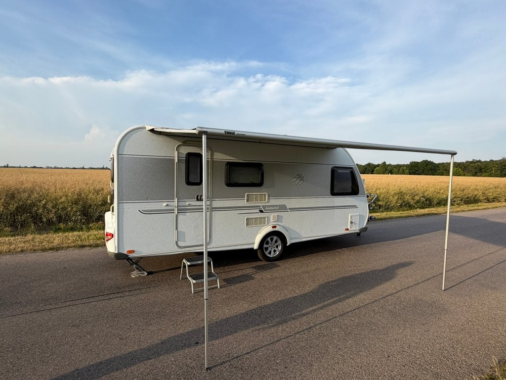 Knaus Sudwind 500 FDK caravan met stapelbed en zakluifel, Treinzit, Particulier, 5 tot 6 meter, Knaus
